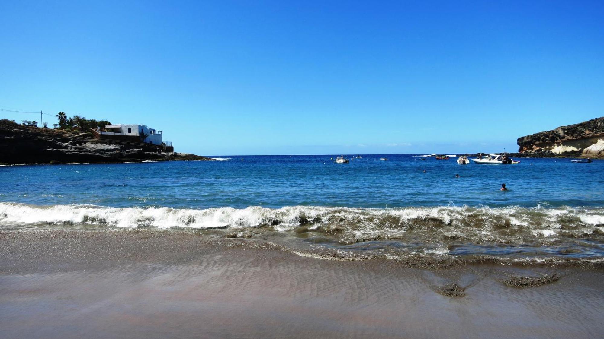 Blue Bay Paradise - Beach Front Apartment With Sea View Playa Paraiso  Esterno foto