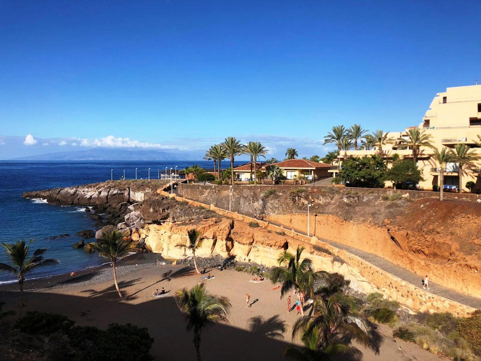 Blue Bay Paradise - Beach Front Apartment With Sea View Playa Paraiso  Esterno foto