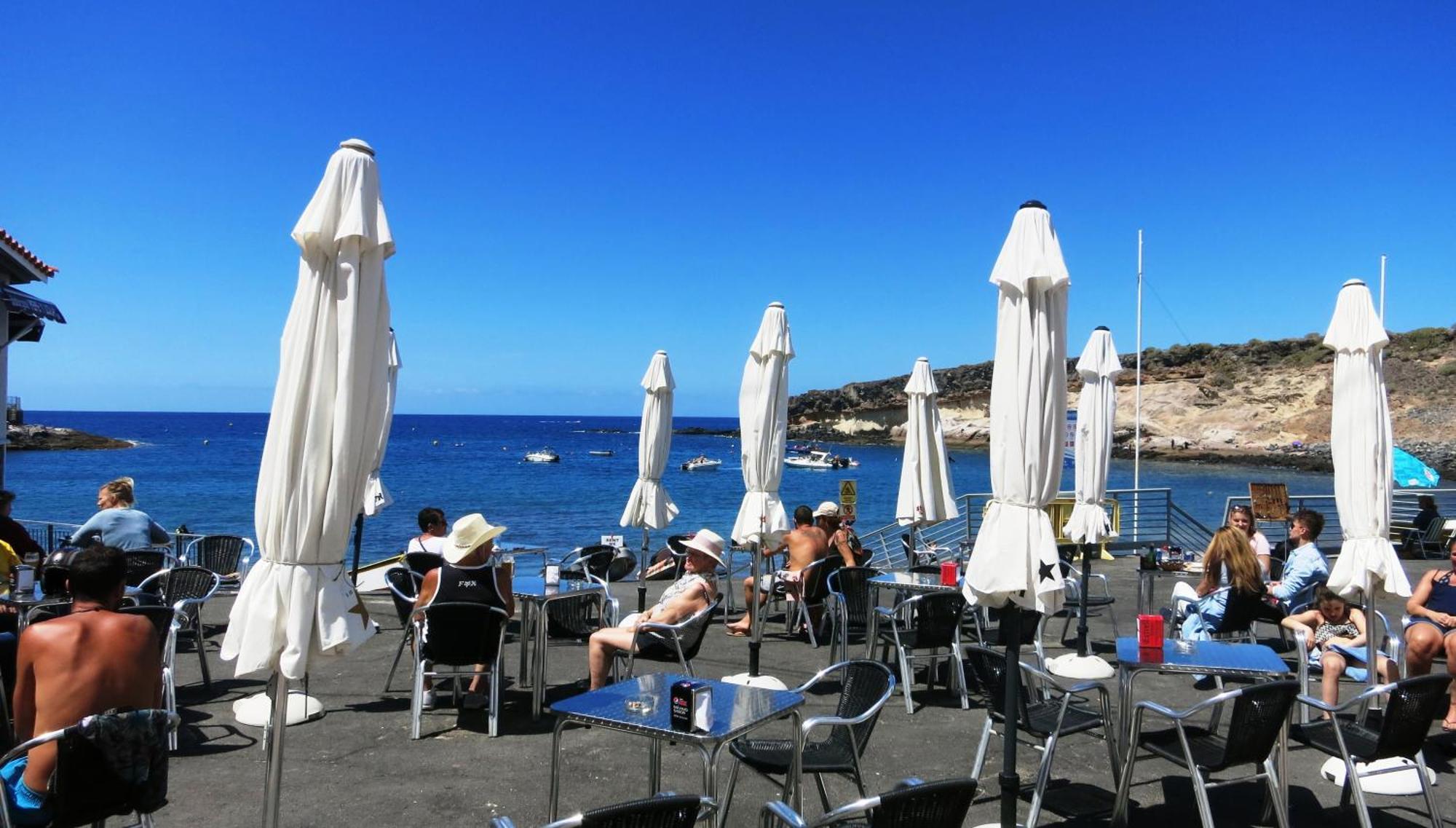 Blue Bay Paradise - Beach Front Apartment With Sea View Playa Paraiso  Esterno foto