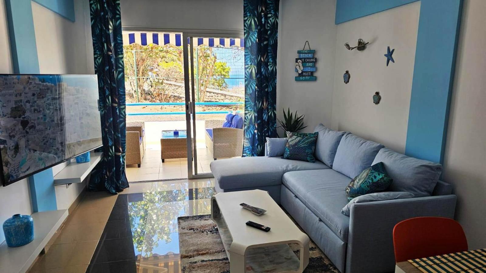 Blue Bay Paradise - Beach Front Apartment With Sea View Playa Paraiso  Esterno foto